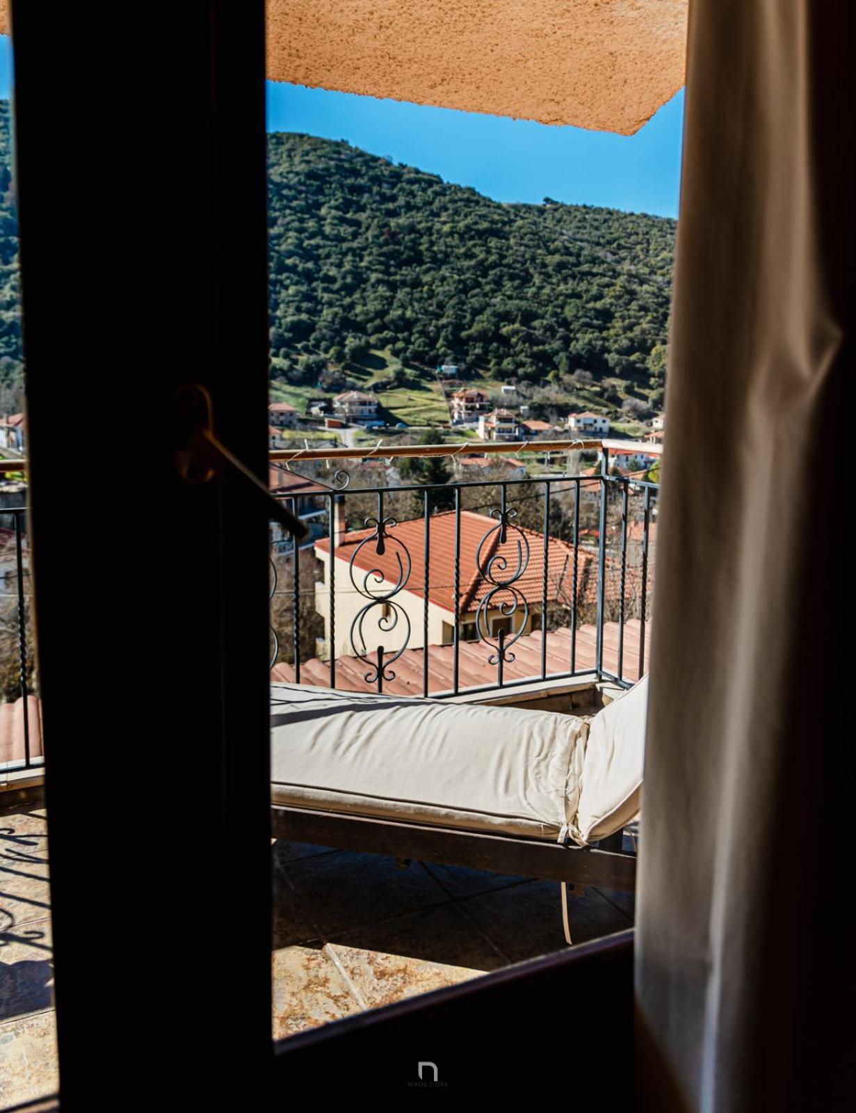 Fanaras Hotel Kalavryta Buitenkant foto