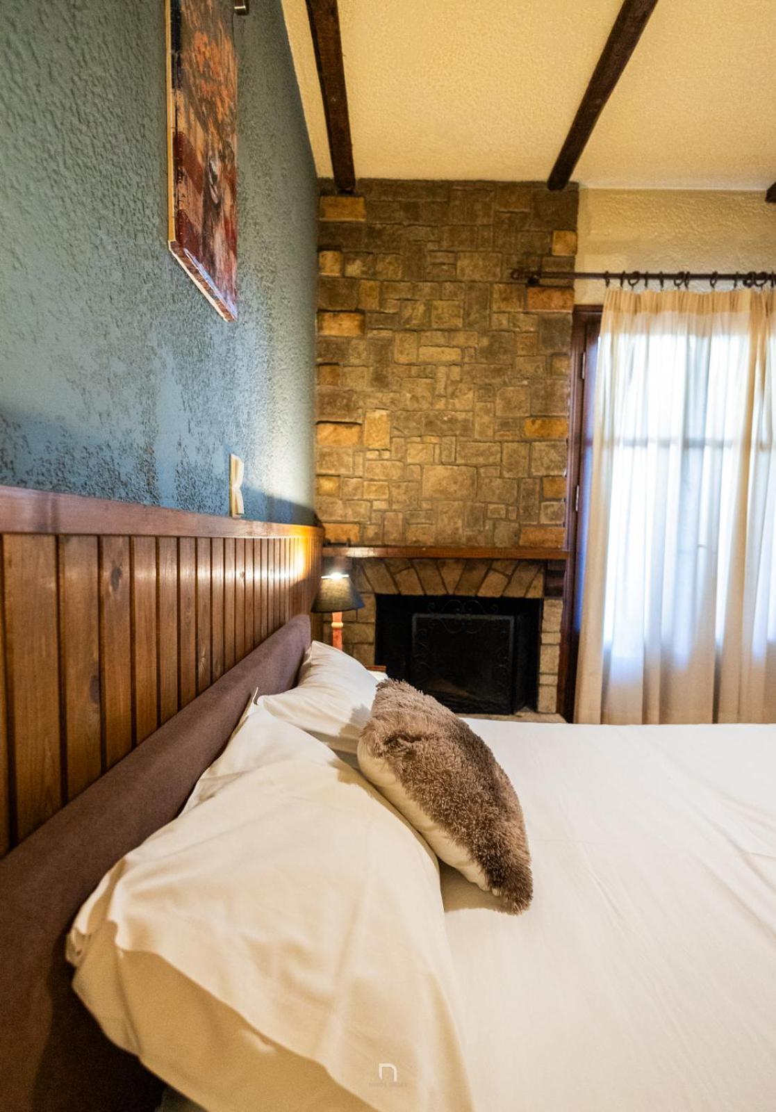 Fanaras Hotel Kalavryta Buitenkant foto
