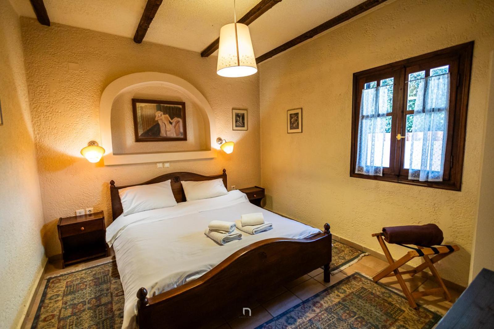 Fanaras Hotel Kalavryta Buitenkant foto