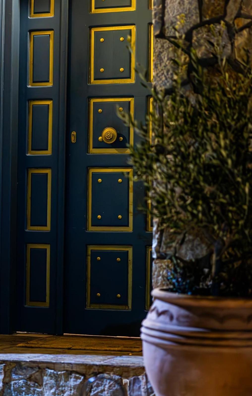 Fanaras Hotel Kalavryta Buitenkant foto